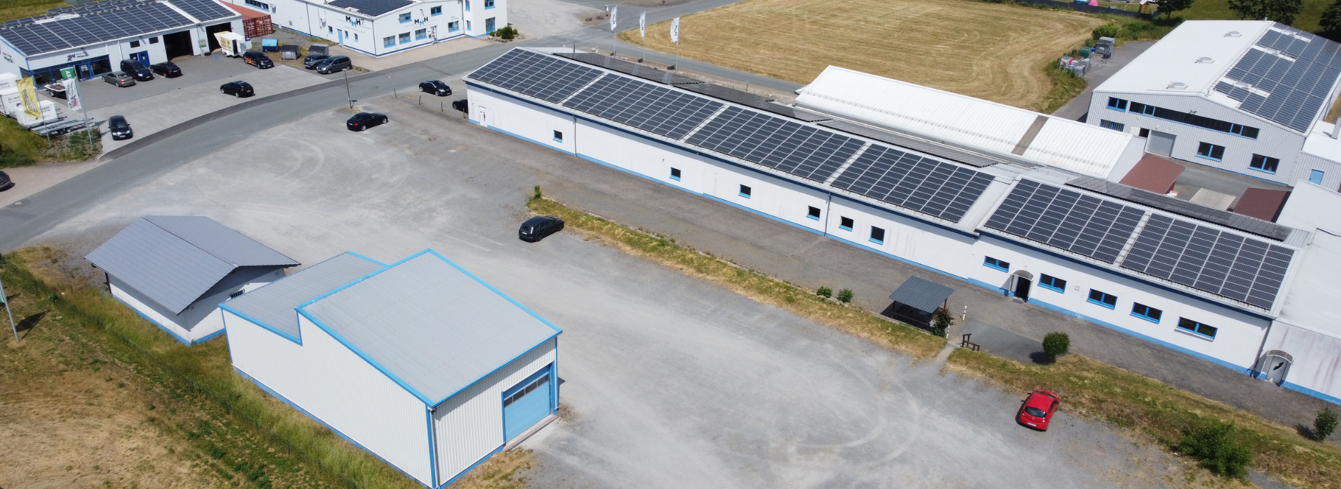 Hallen der MMH Kunststofftechnik GmbH Hallen-der-MMH-Kunststofftechnik-GmbH